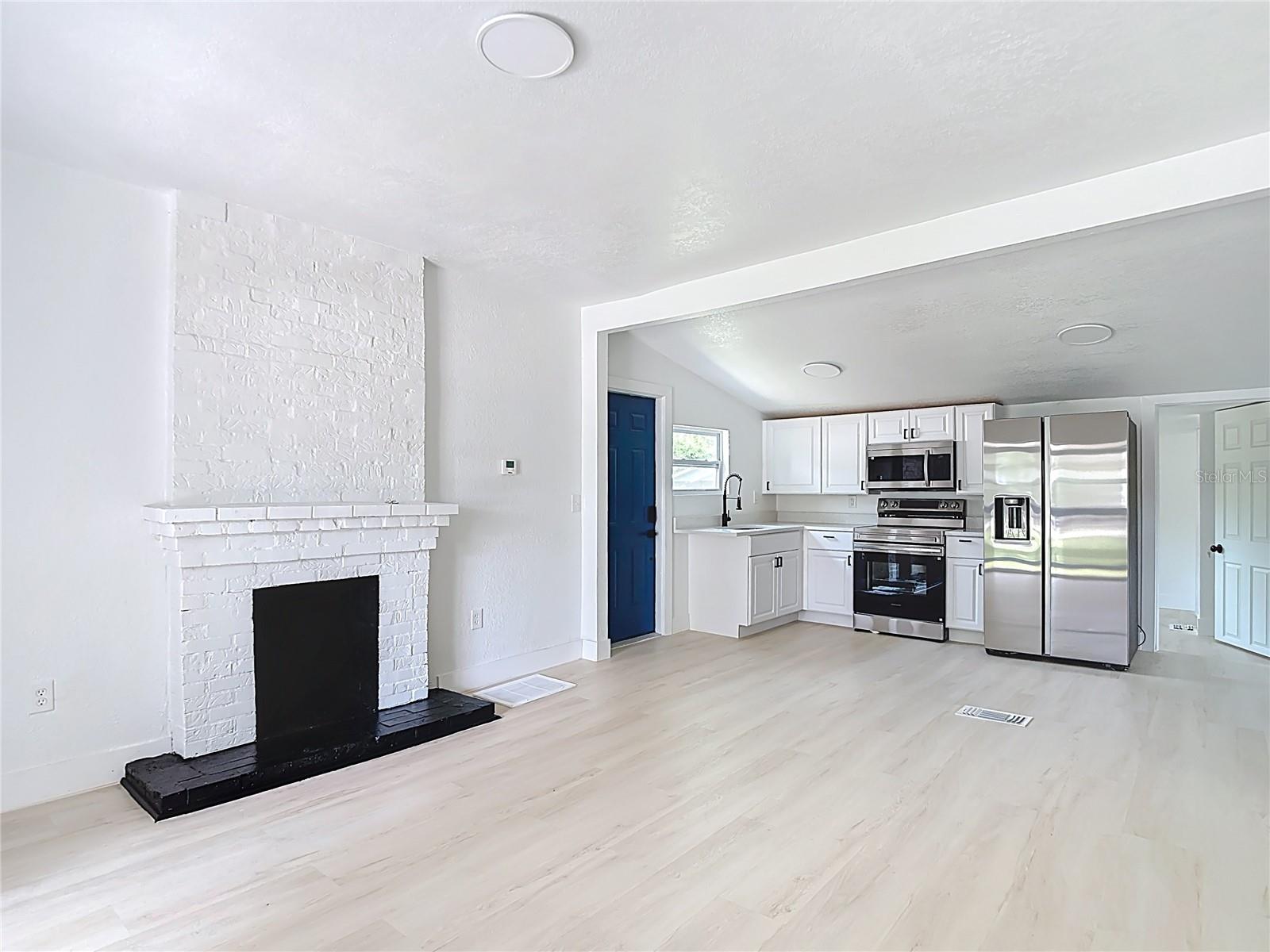 Image 5 of 33 For 9219 13th Street