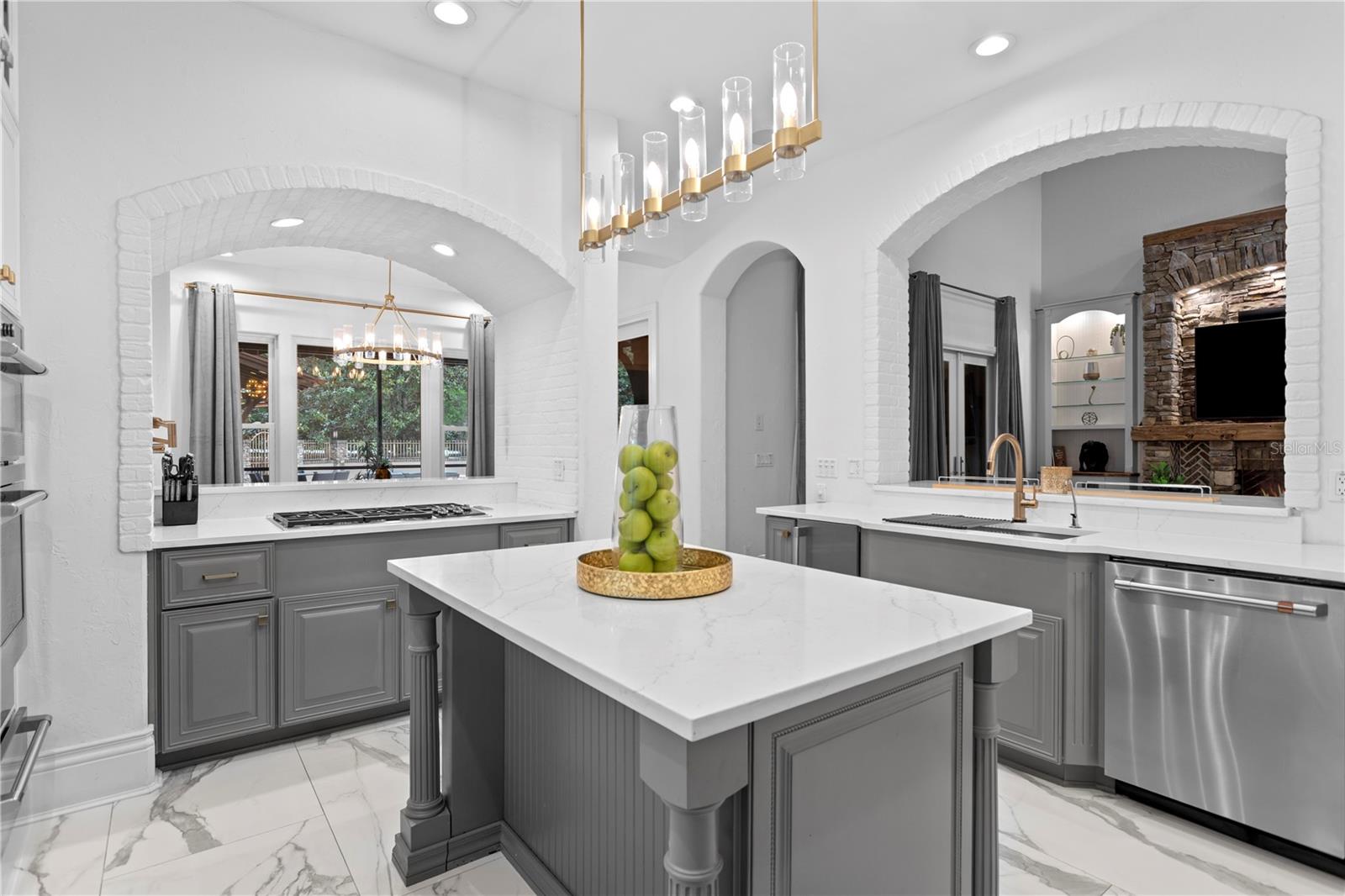 Image 22 of 99 For 11410 Trotting Down Drive