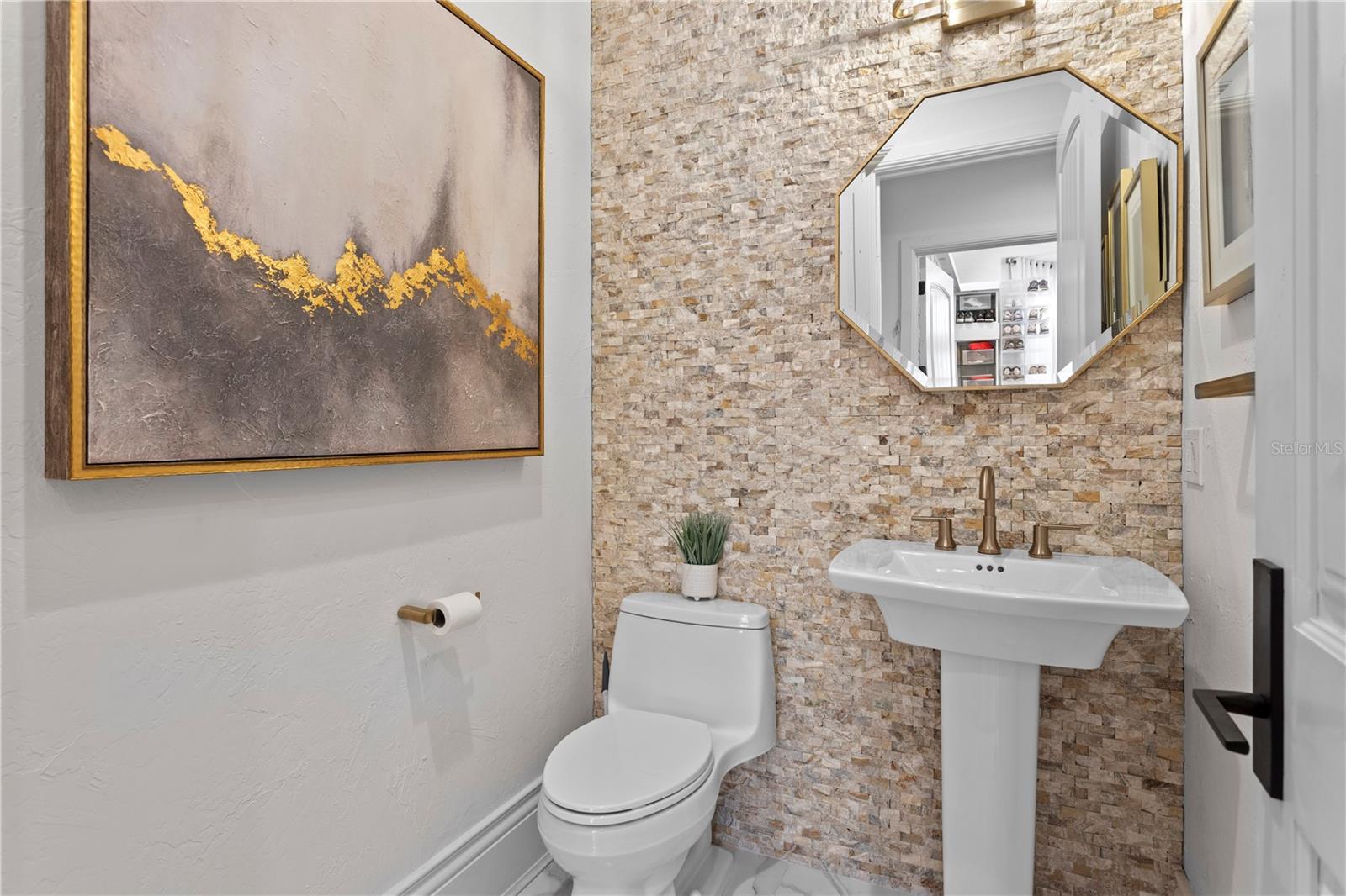 Image 33 of 99 For 11410 Trotting Down Drive