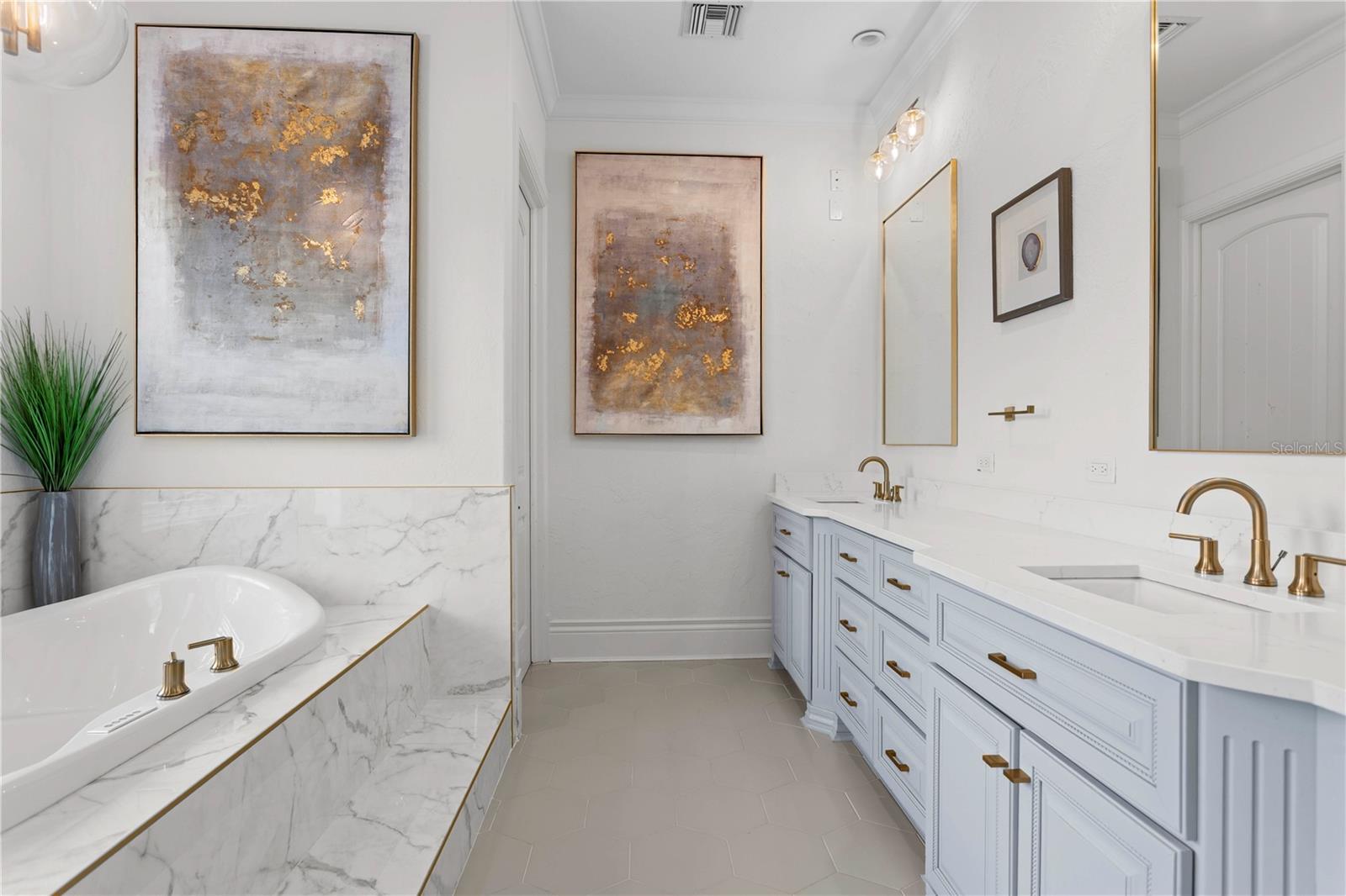 Image 41 of 99 For 11410 Trotting Down Drive