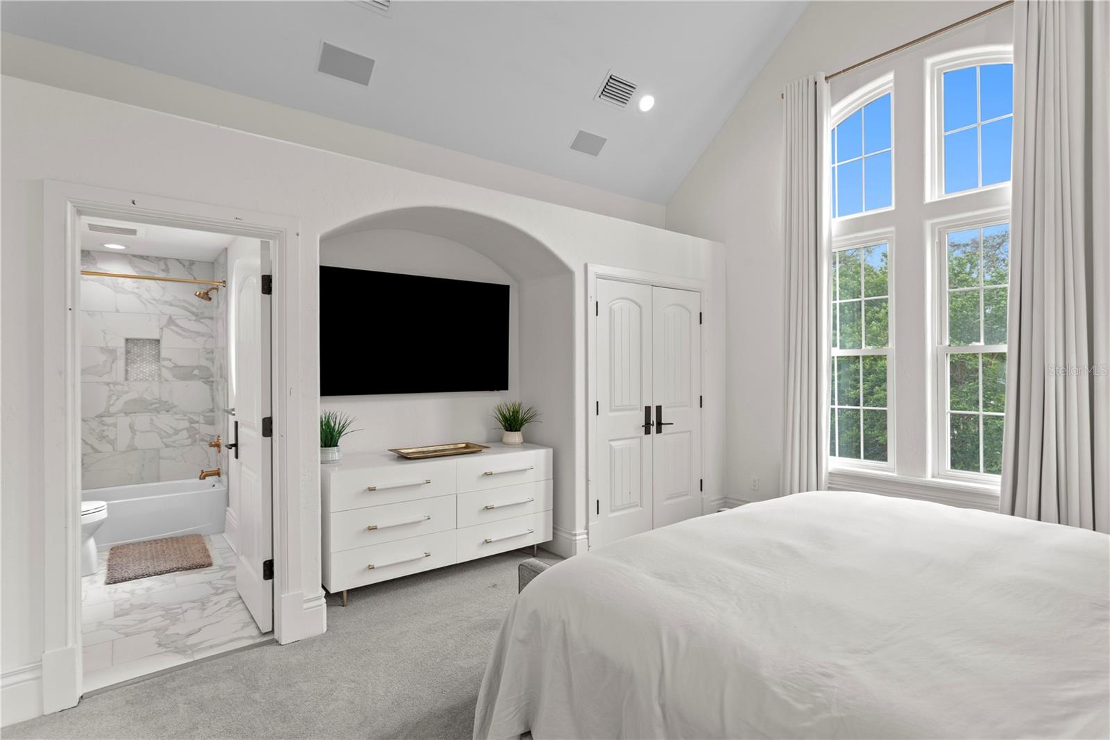 Image 51 of 99 For 11410 Trotting Down Drive