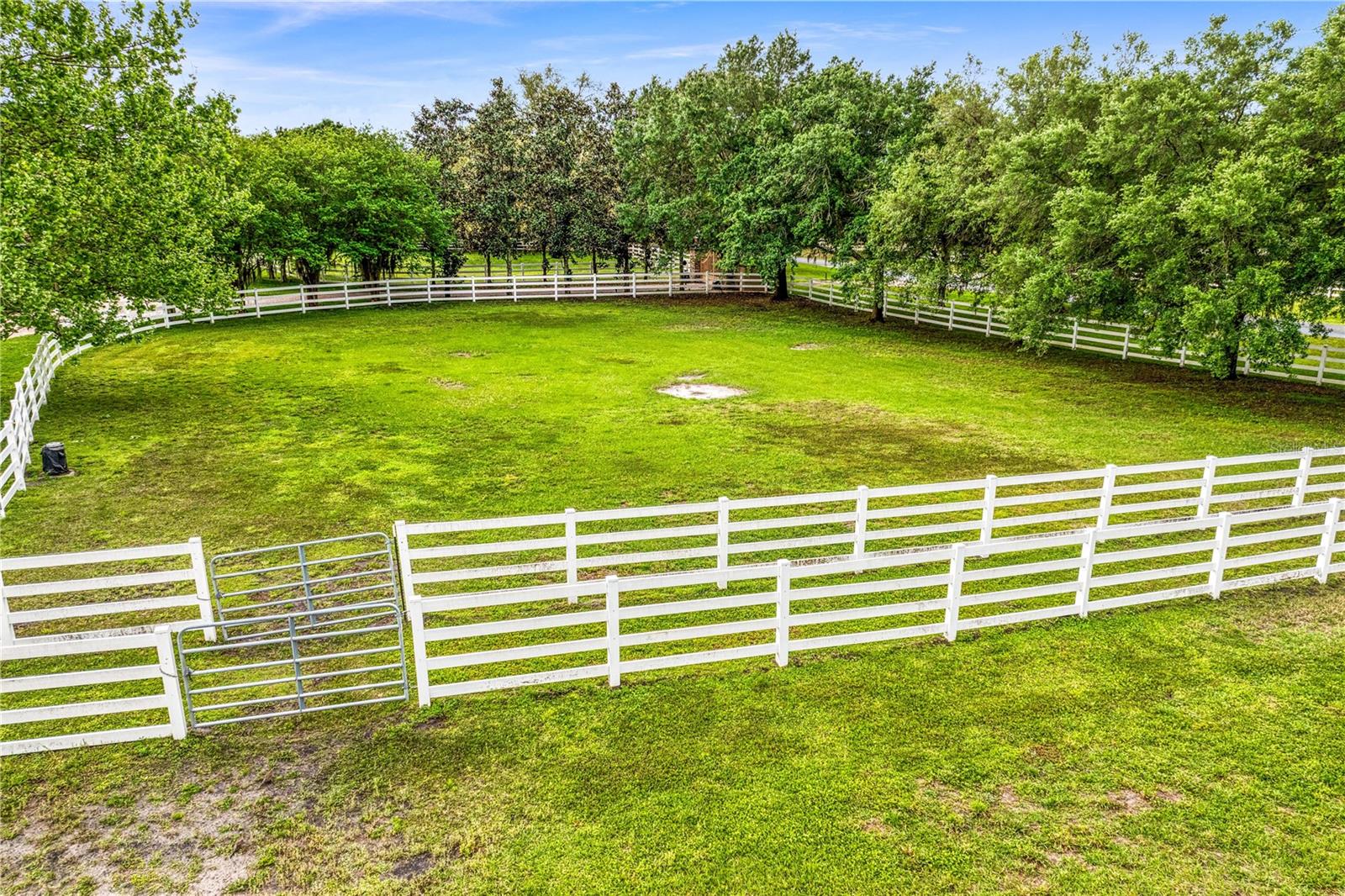 Image 82 of 99 For 11410 Trotting Down Drive