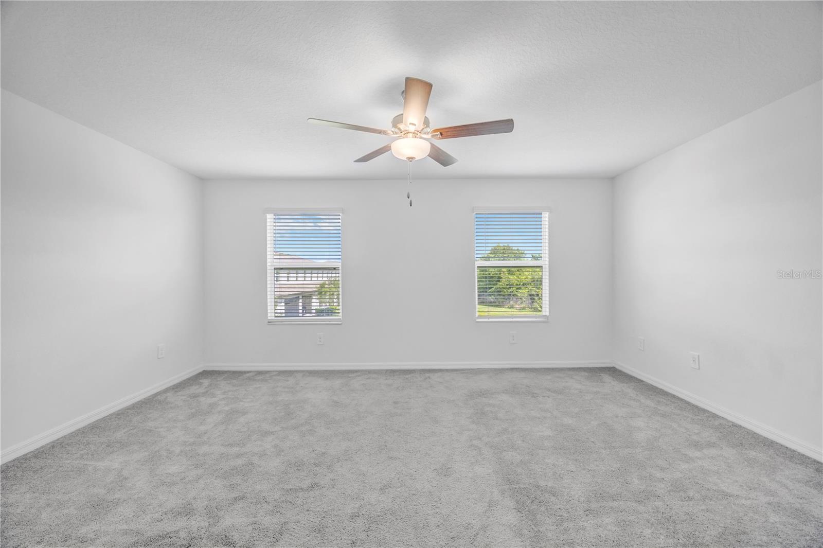 Image 40 of 58 For 2524 Sunray Venus Way