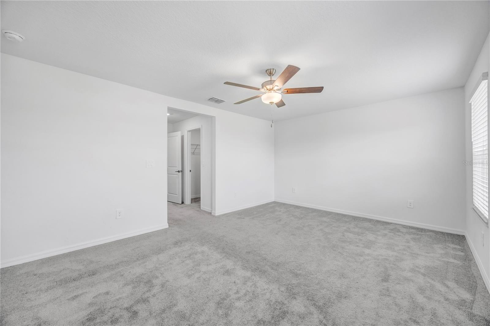 Image 43 of 58 For 2524 Sunray Venus Way