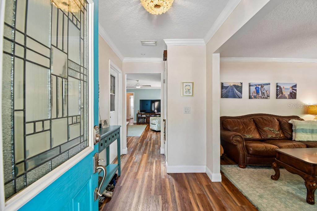 Image 2 of 29 For 927 Fairway Drive