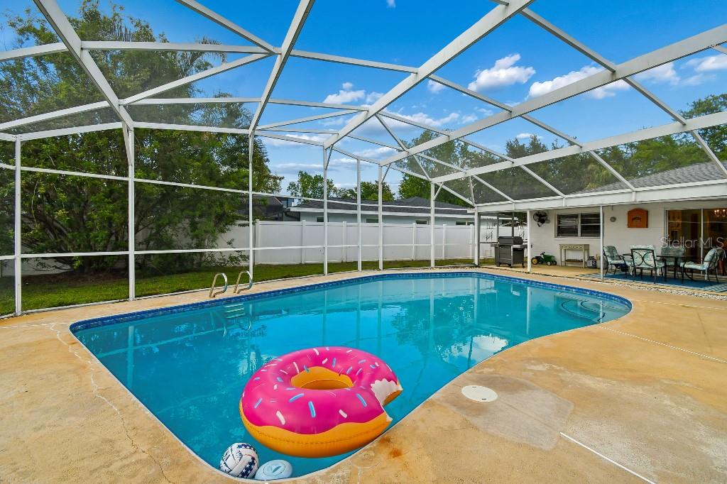 Image 27 of 29 For 927 Fairway Drive