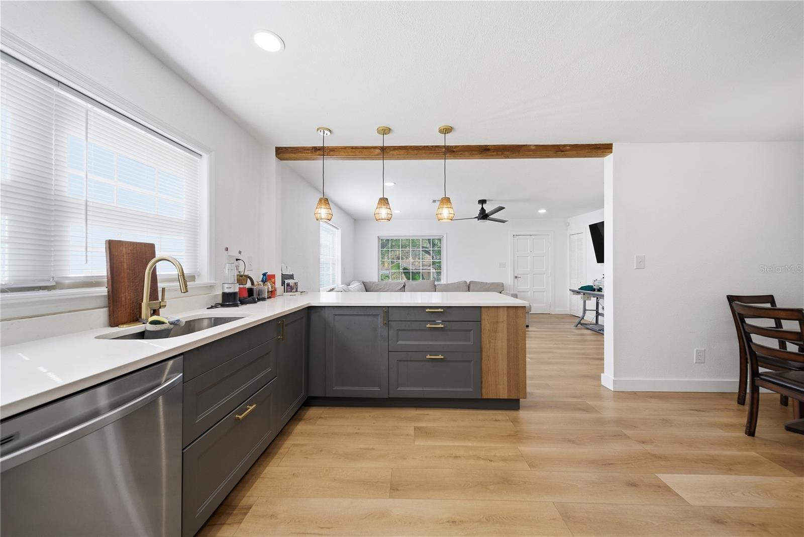 Image 4 of 20 For 9505 Takomah Trail