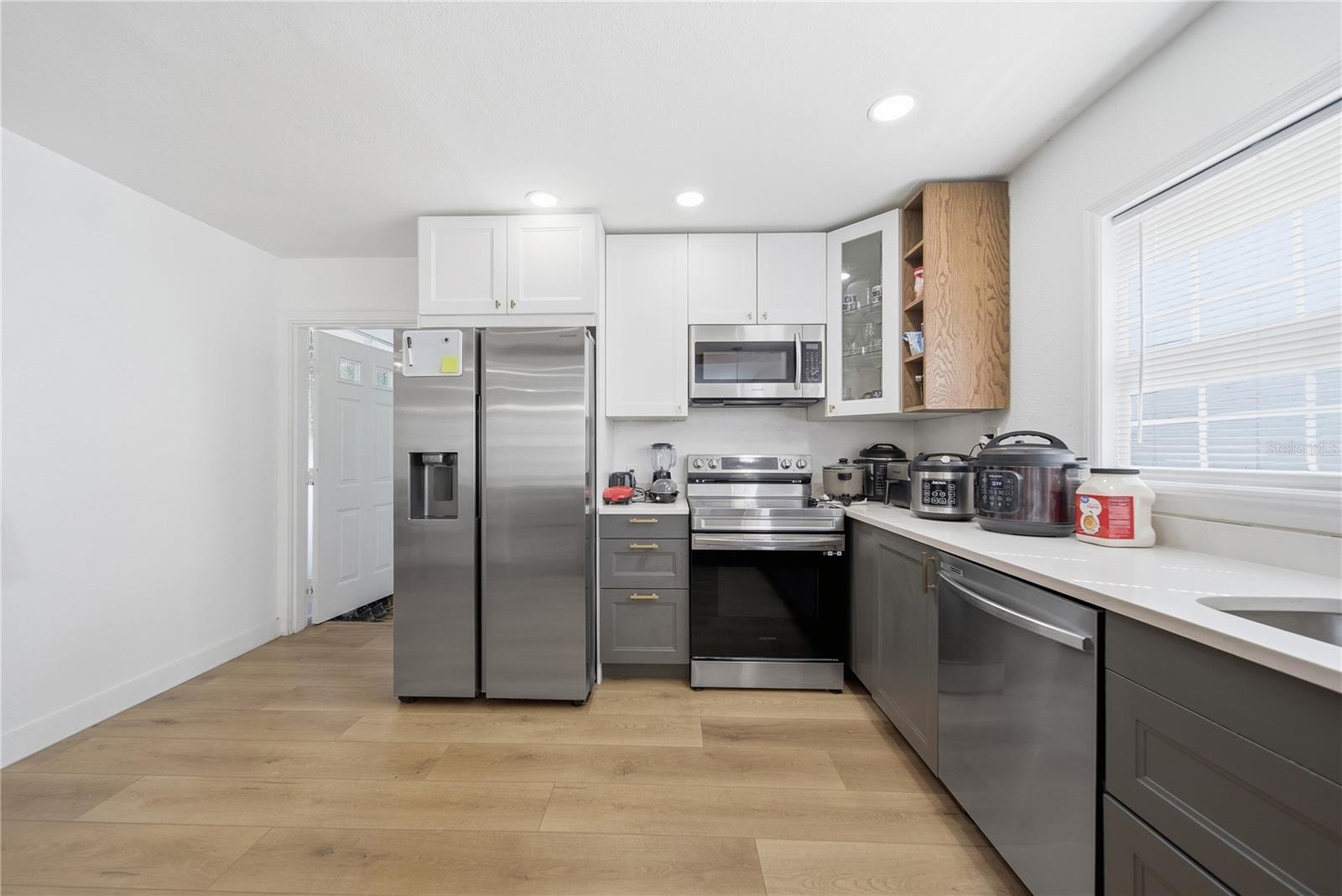 Image 9 of 20 For 9505 Takomah Trail