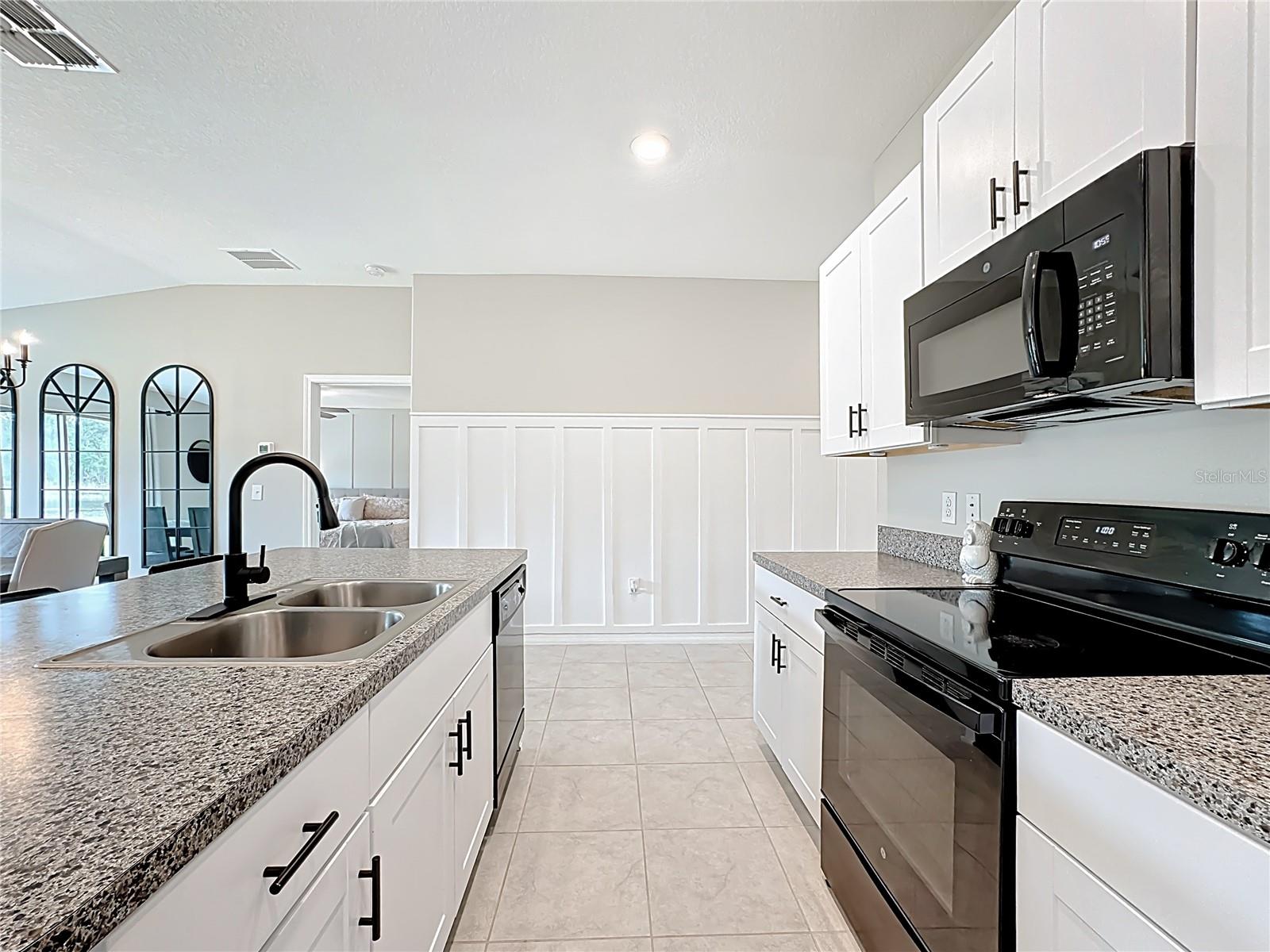 Image 6 of 54 For 4449 Eternal Prince Drive
