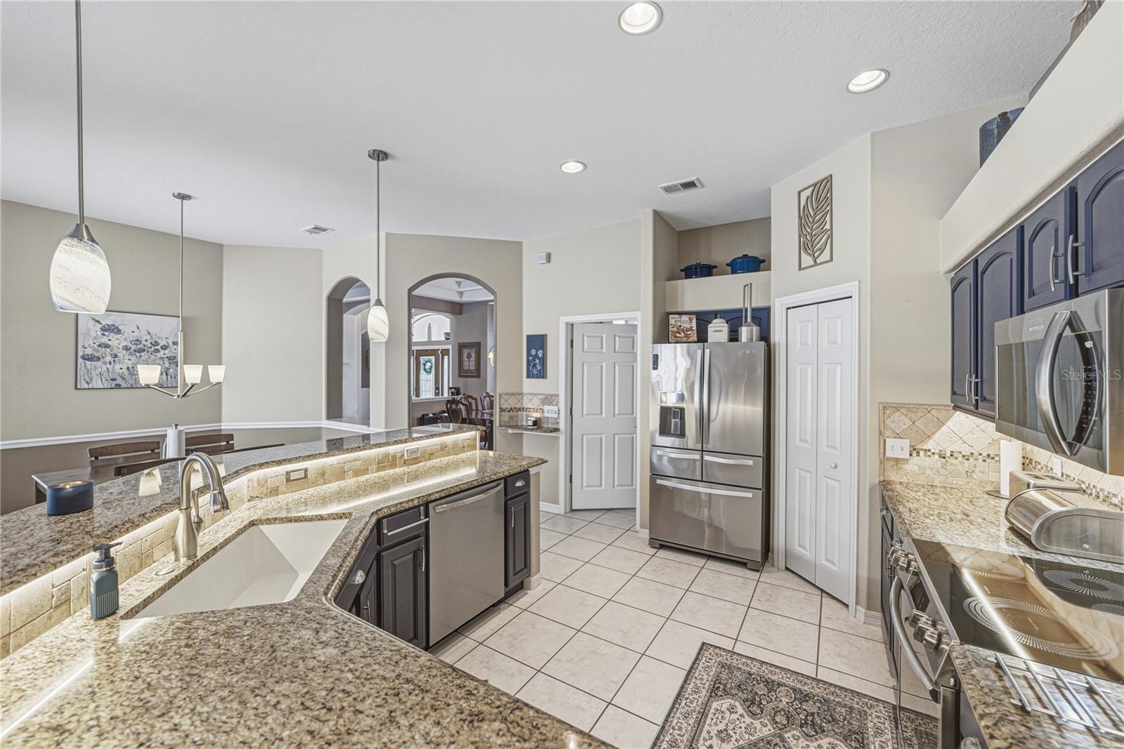 Image 33 of 89 For 3013 Sutton Woods Drive