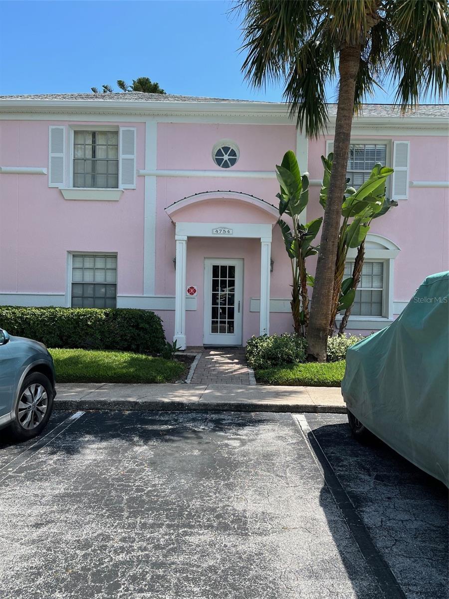 Listing Details for 4754 Cobia Drive Se D, ST PETERSBURG, FL 33705