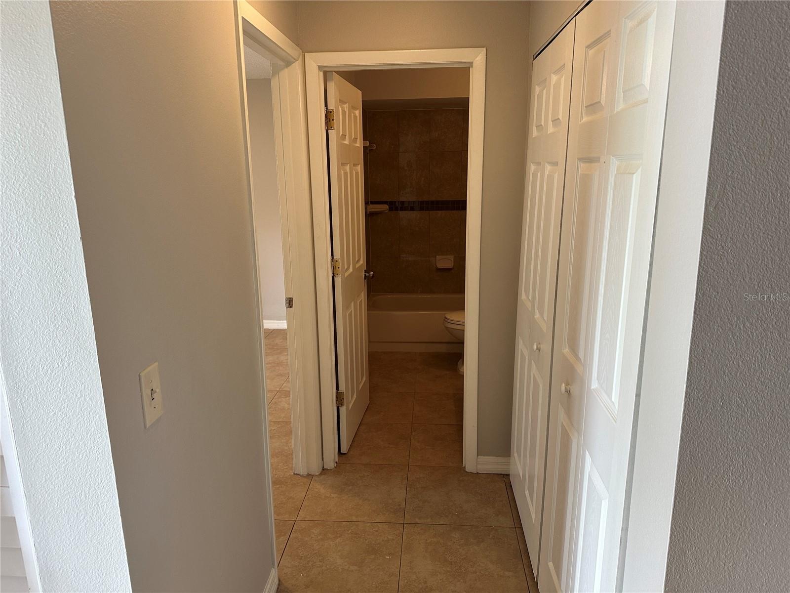 Image 13 of 20 For 8425 Laurelon Place