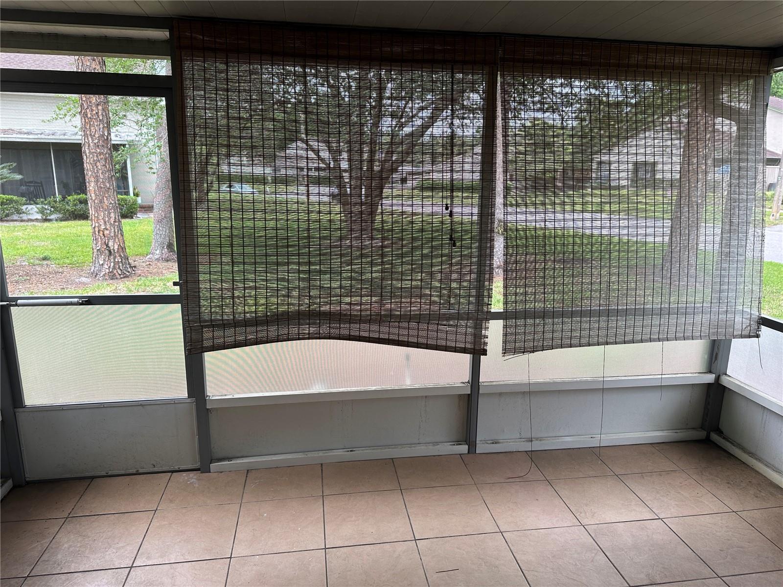 Image 18 of 20 For 8425 Laurelon Place