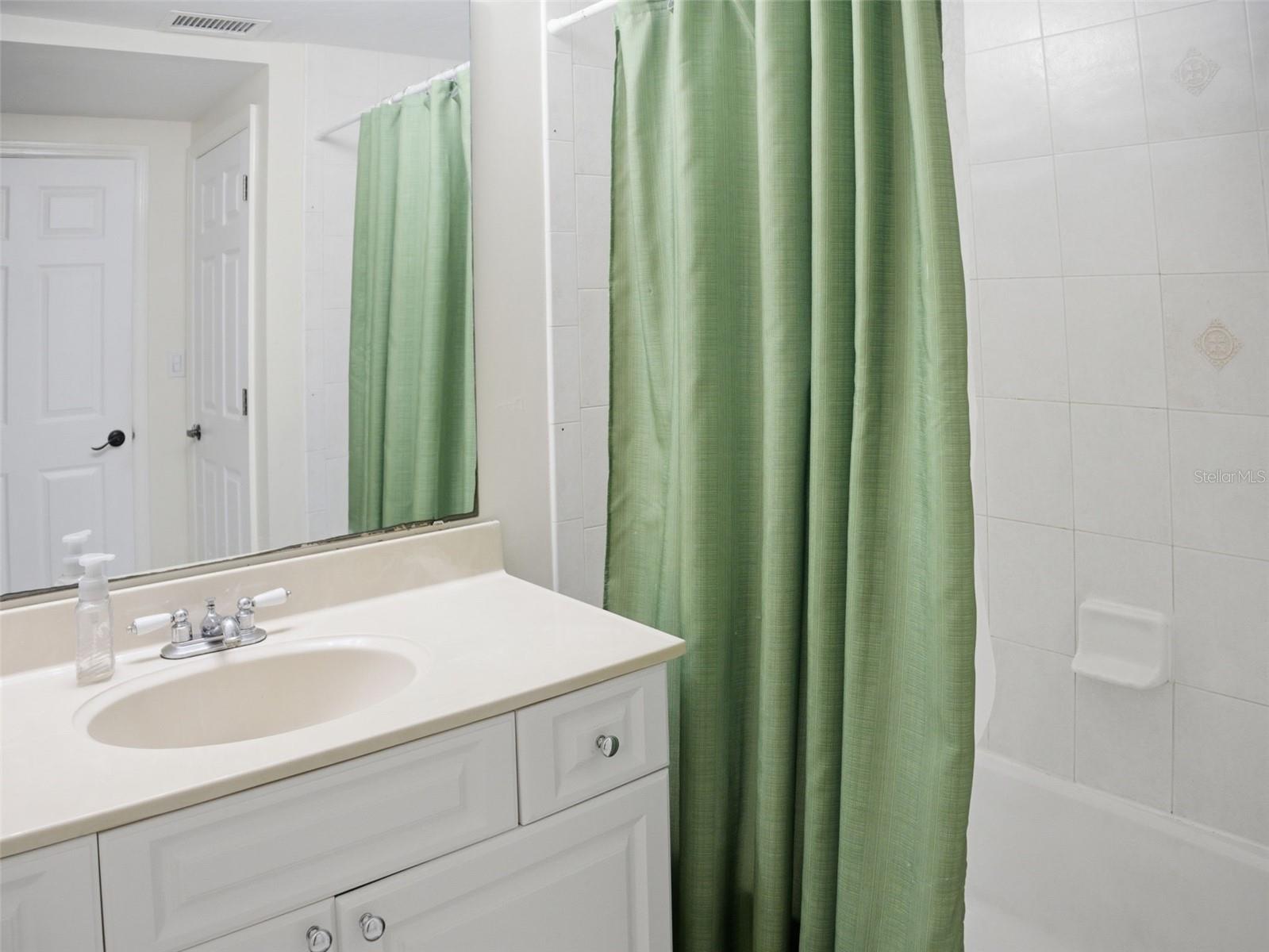 Image 16 of 35 For 201 2nd Avenue 412