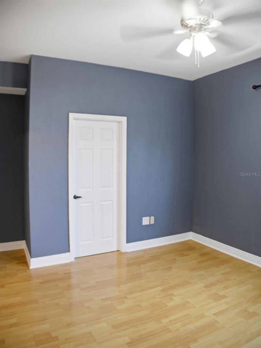 Image 22 of 35 For 201 2nd Avenue 412