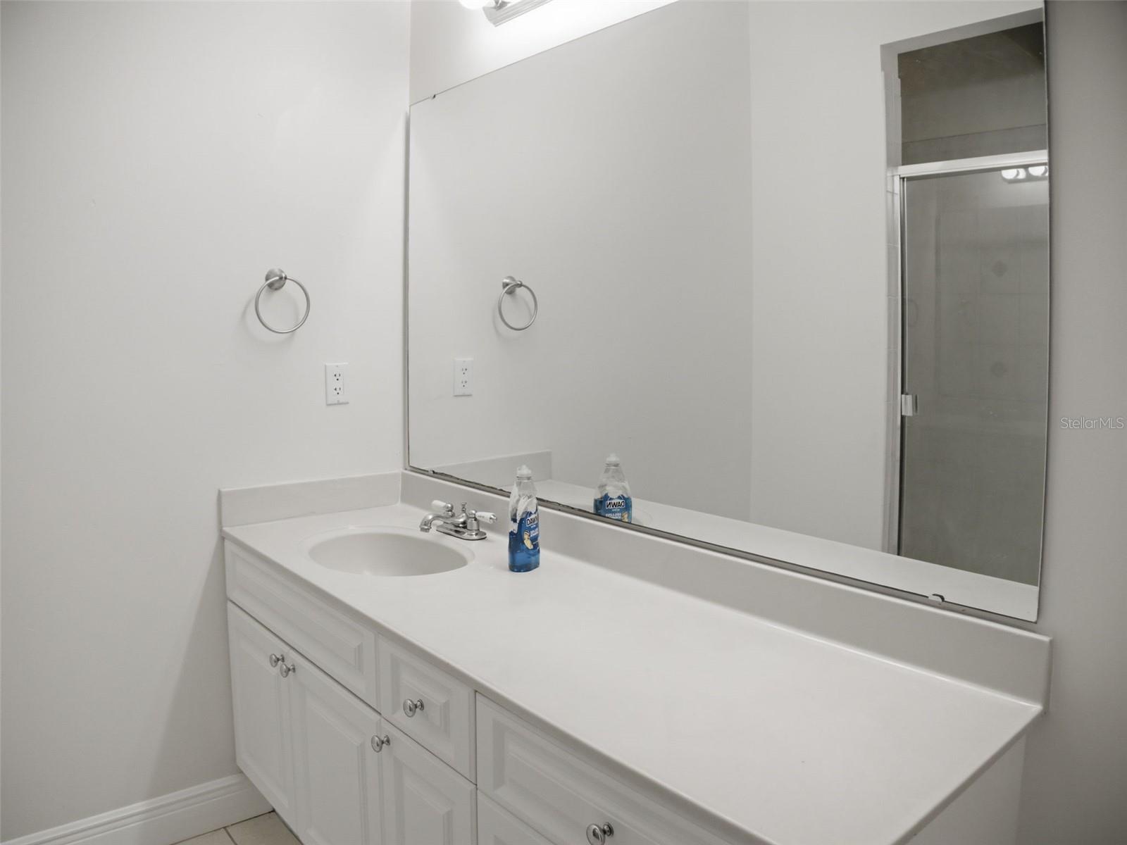 Image 23 of 35 For 201 2nd Avenue 412