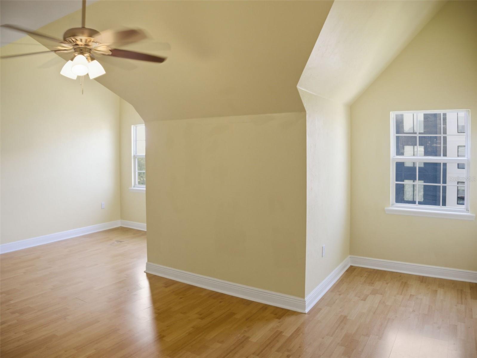 Image 28 of 35 For 201 2nd Avenue 412