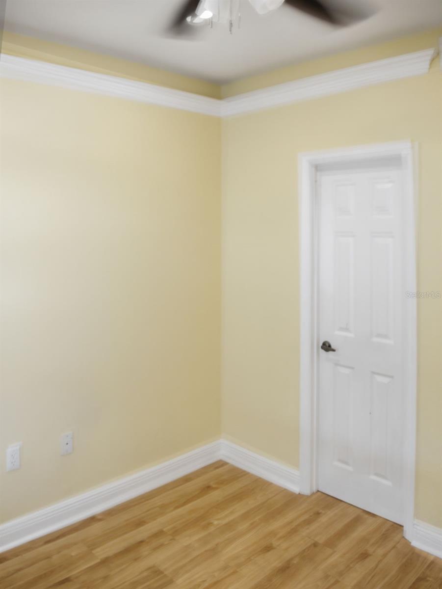 Image 5 of 35 For 201 2nd Avenue 412