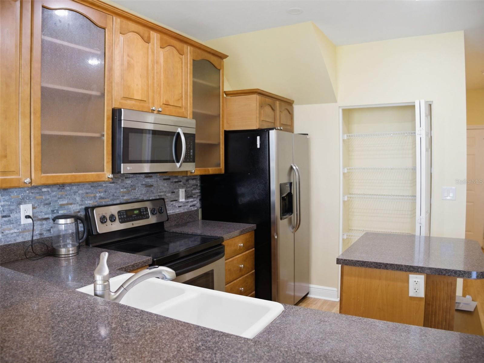 Image 8 of 35 For 201 2nd Avenue 412