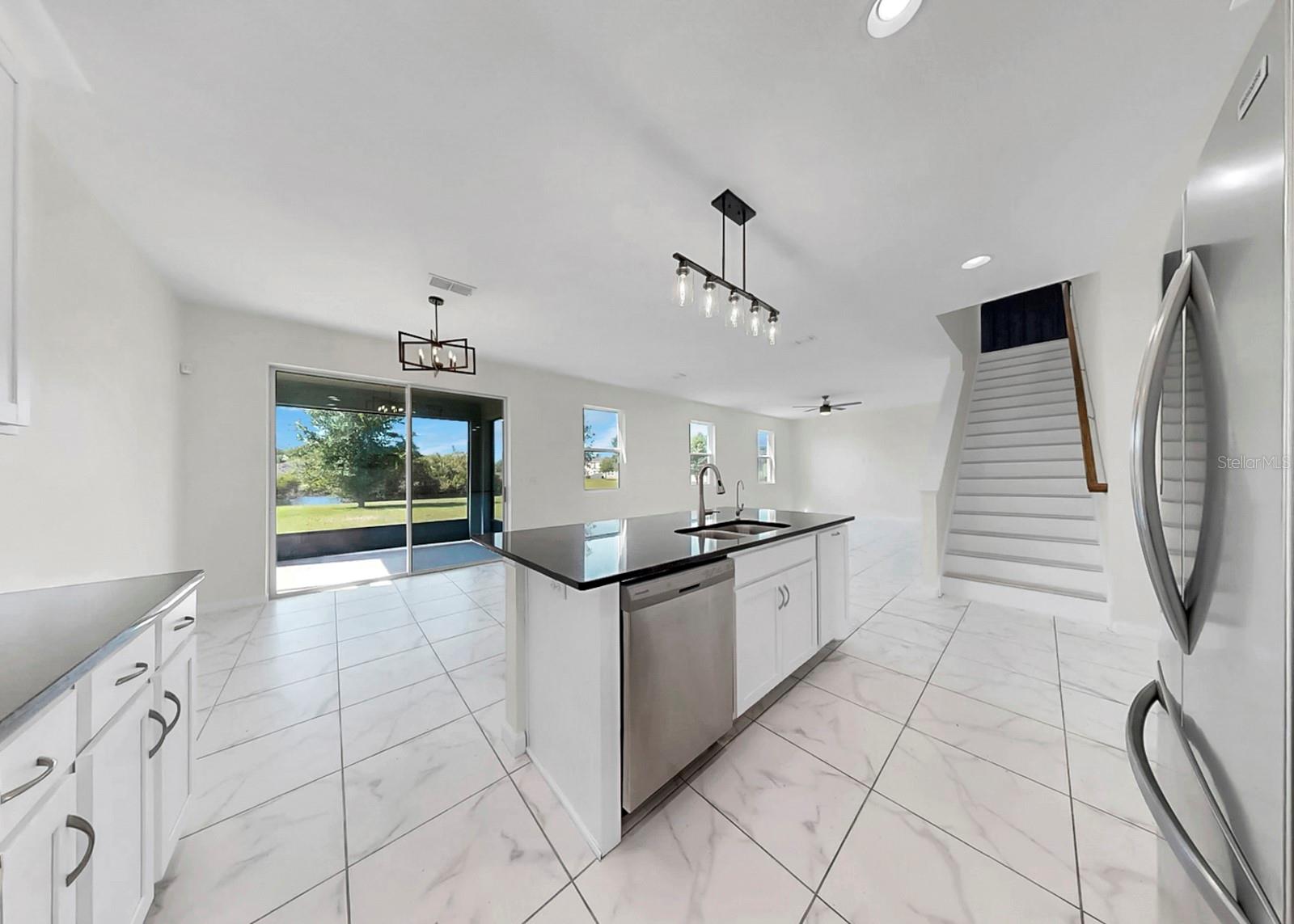 Image 15 of 93 For 12317 Bay Estuary Bend