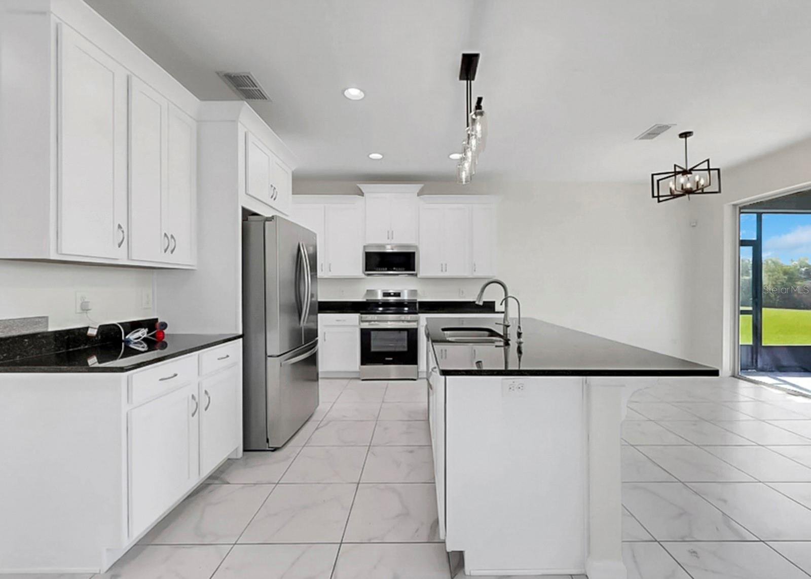 Image 17 of 93 For 12317 Bay Estuary Bend