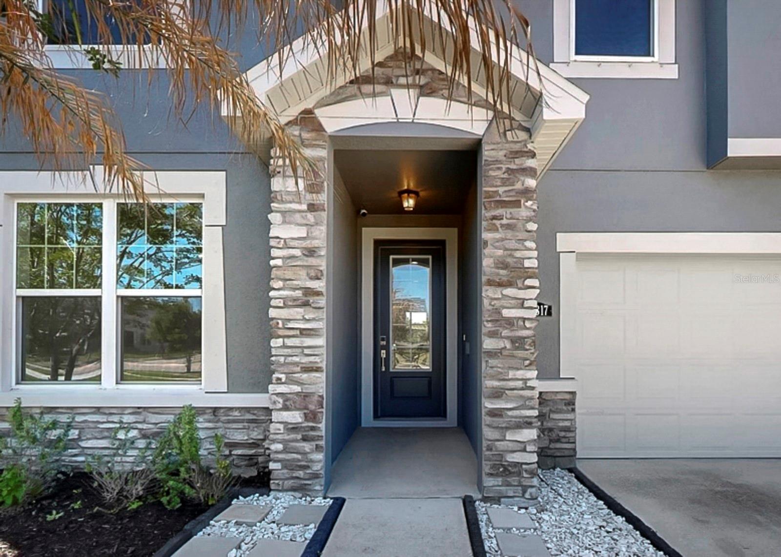 Image 2 of 93 For 12317 Bay Estuary Bend