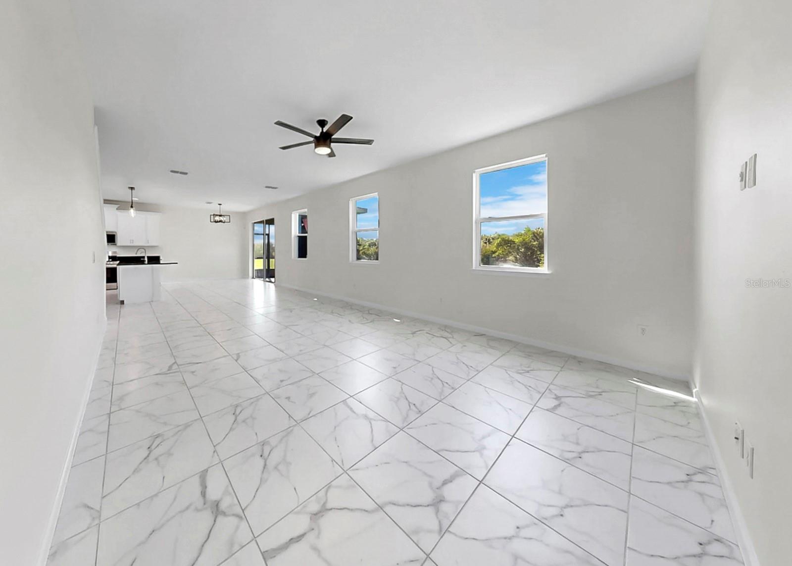 Image 22 of 93 For 12317 Bay Estuary Bend