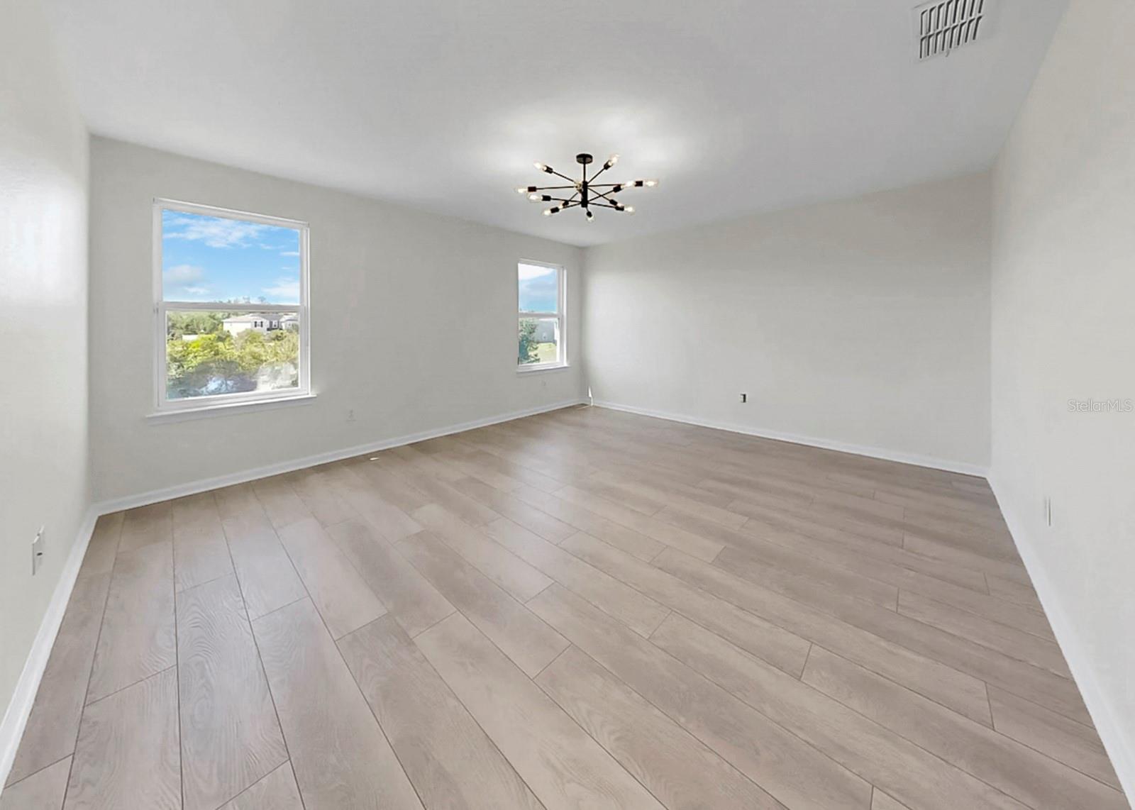 Image 36 of 93 For 12317 Bay Estuary Bend