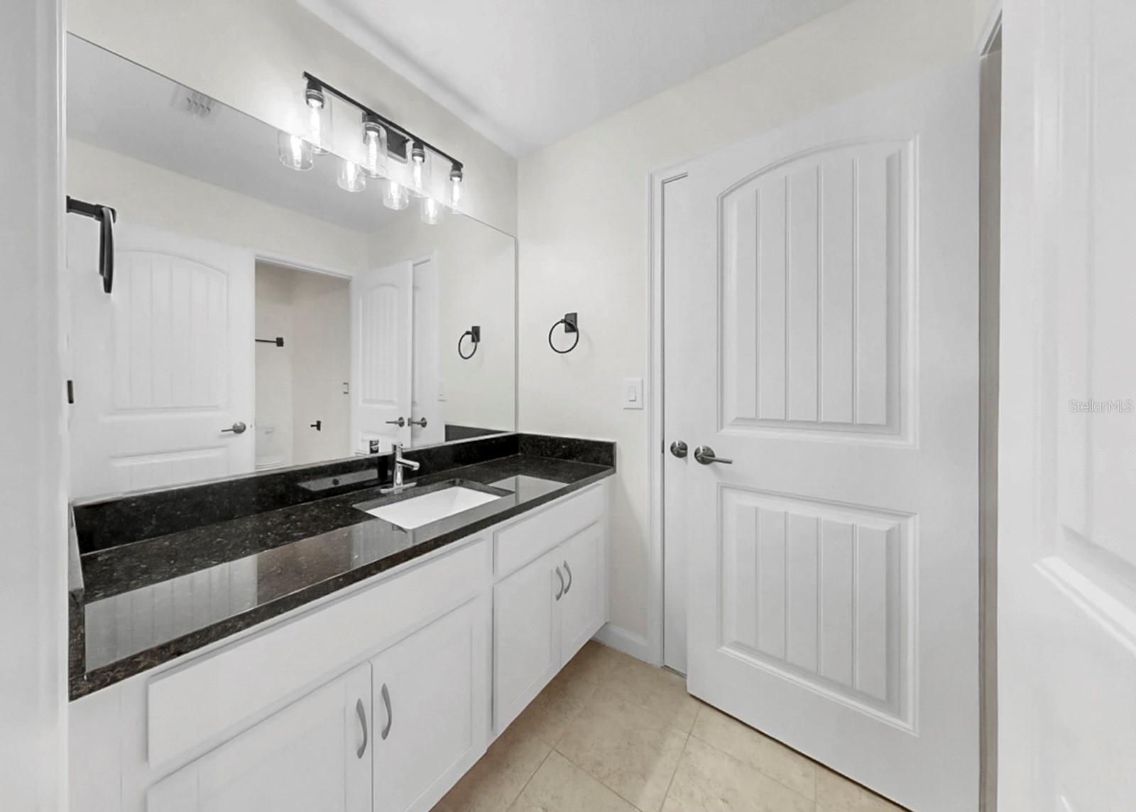 Image 45 of 93 For 12317 Bay Estuary Bend