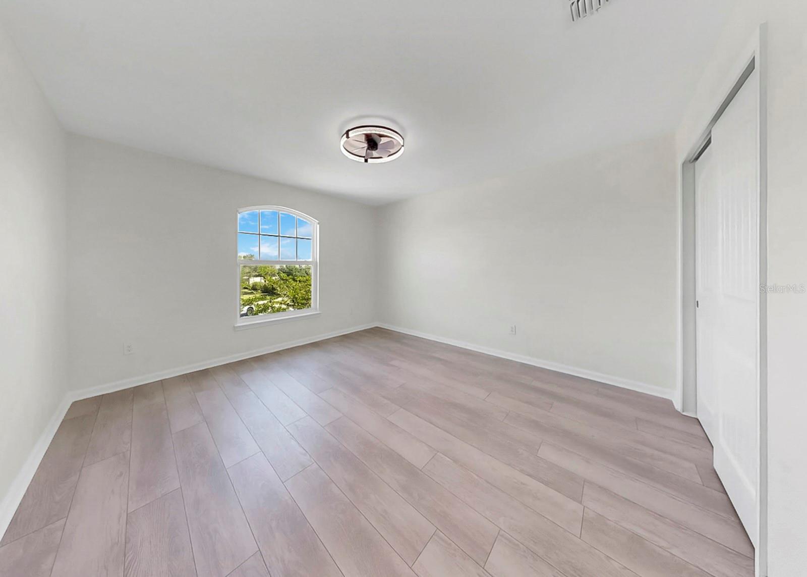 Image 48 of 93 For 12317 Bay Estuary Bend