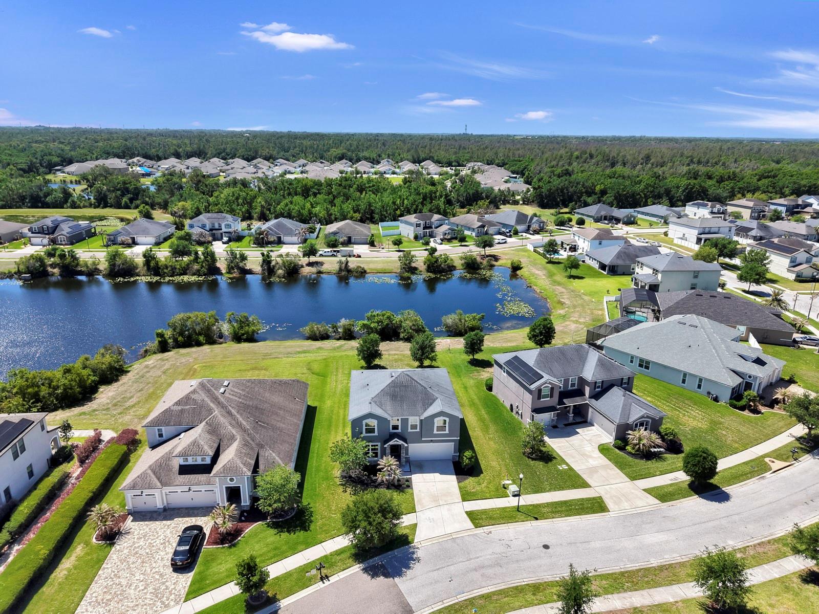 Image 65 of 93 For 12317 Bay Estuary Bend
