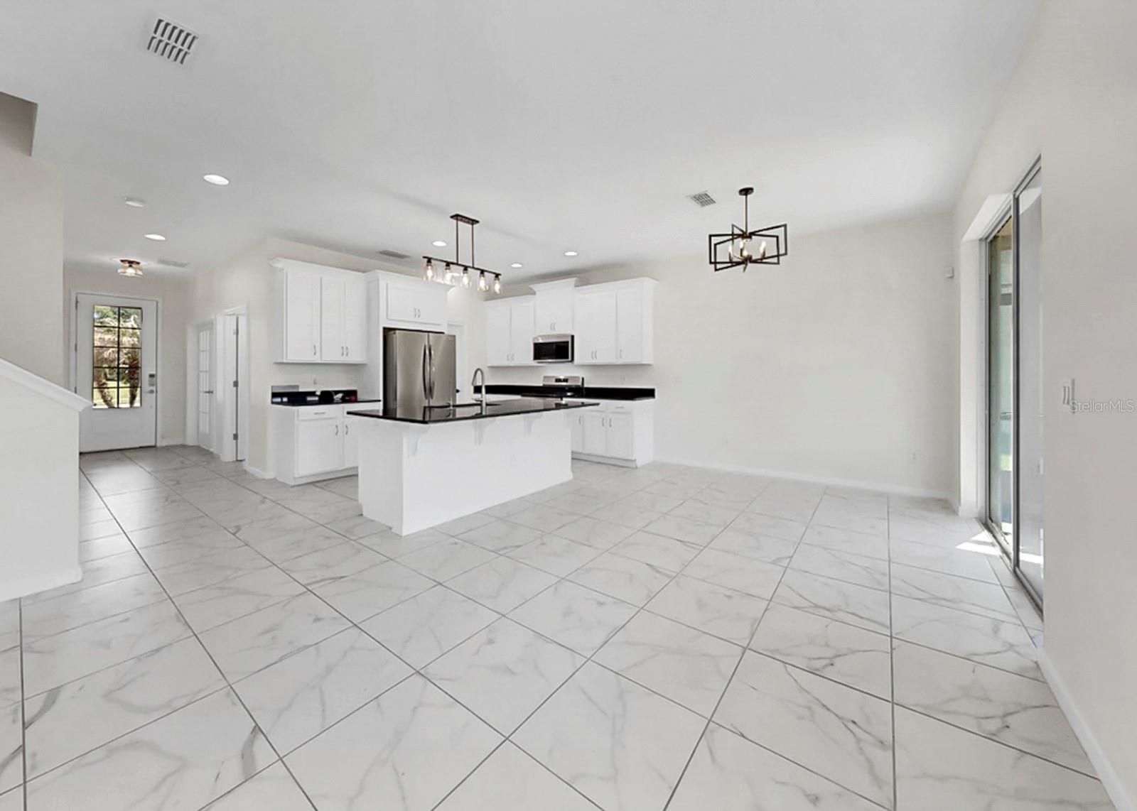 Image 8 of 93 For 12317 Bay Estuary Bend