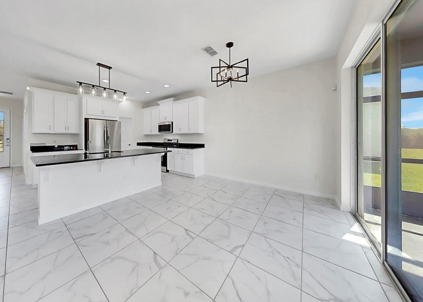 Image 9 of 93 For 12317 Bay Estuary Bend