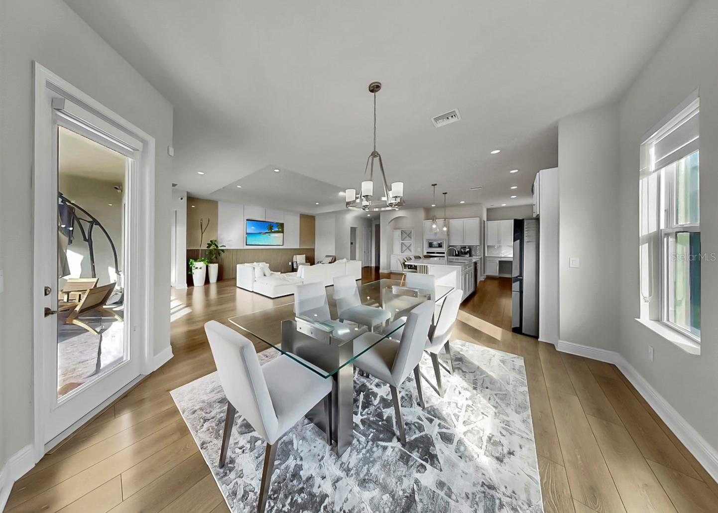 Image 10 of 29 For 5407 Del Coronado Drive