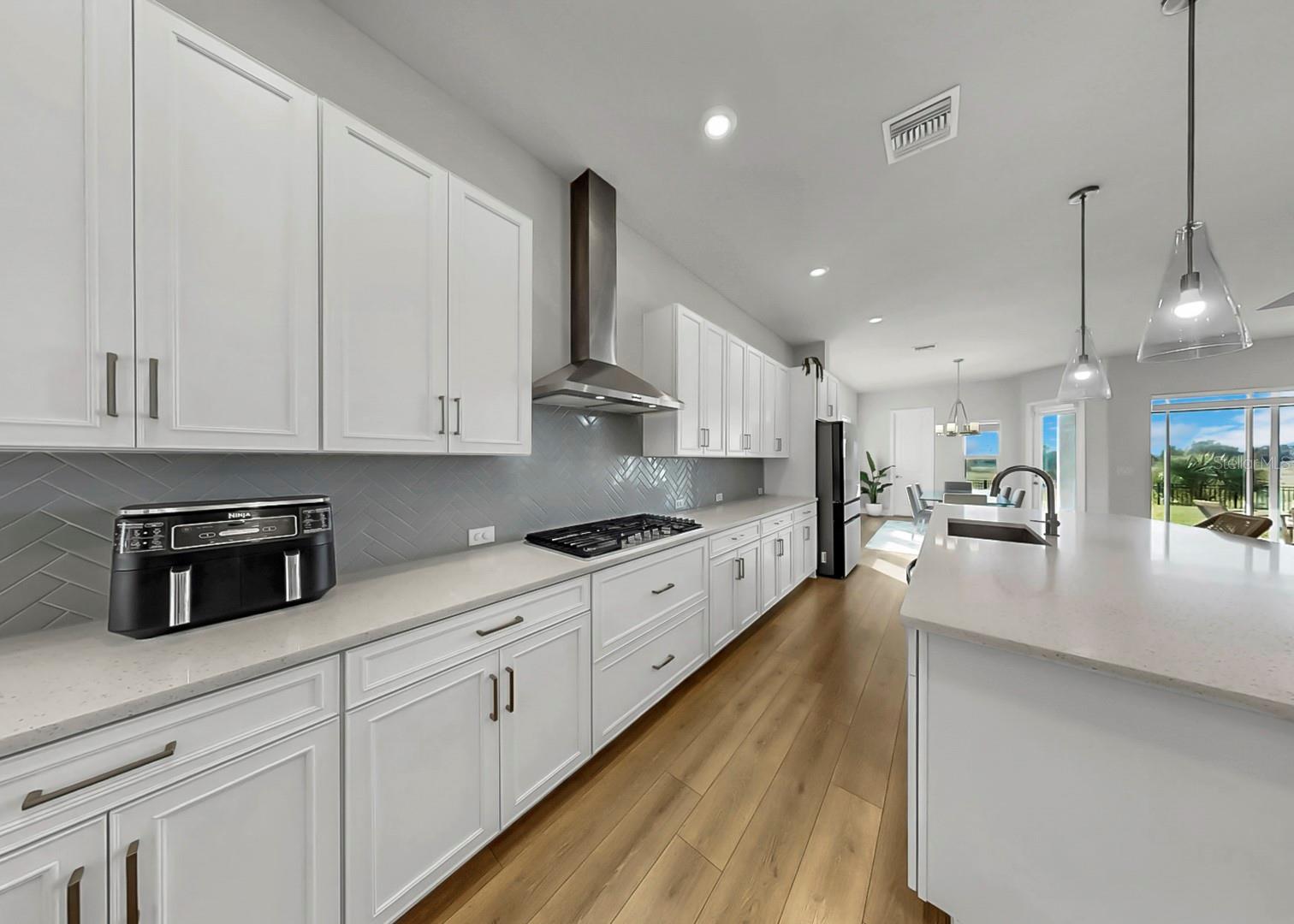 Image 12 of 29 For 5407 Del Coronado Drive