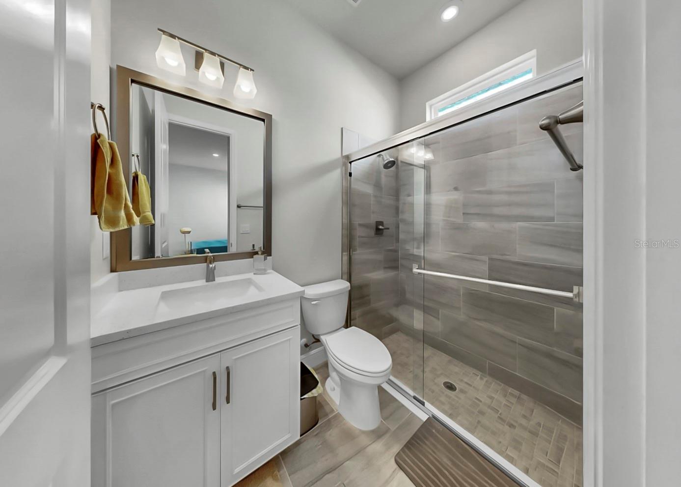 Image 22 of 29 For 5407 Del Coronado Drive