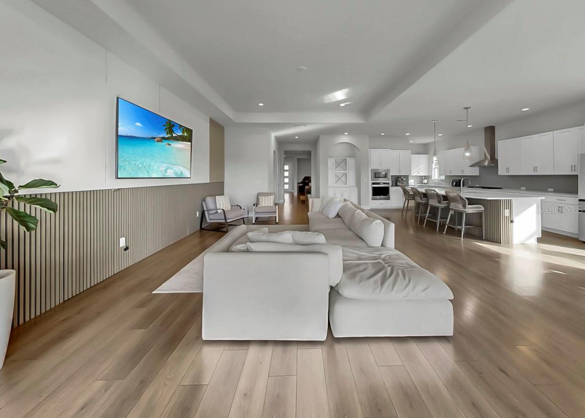 Image 8 of 29 For 5407 Del Coronado Drive