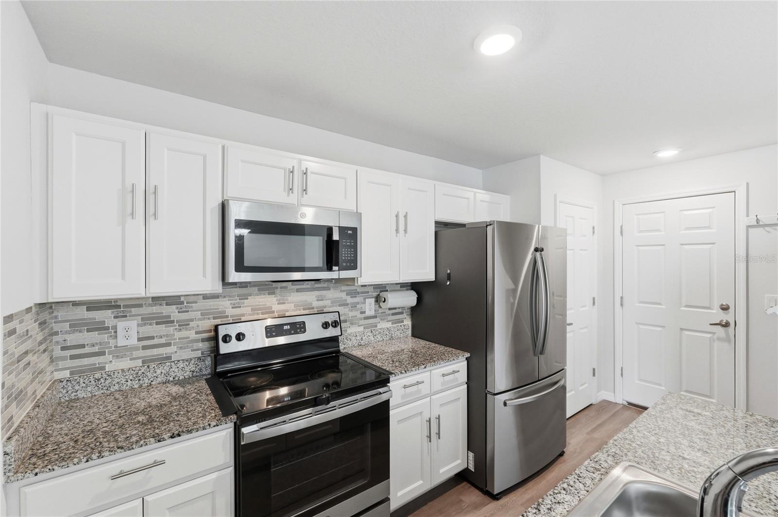 Image 22 of 57 For 1637 Marble Street