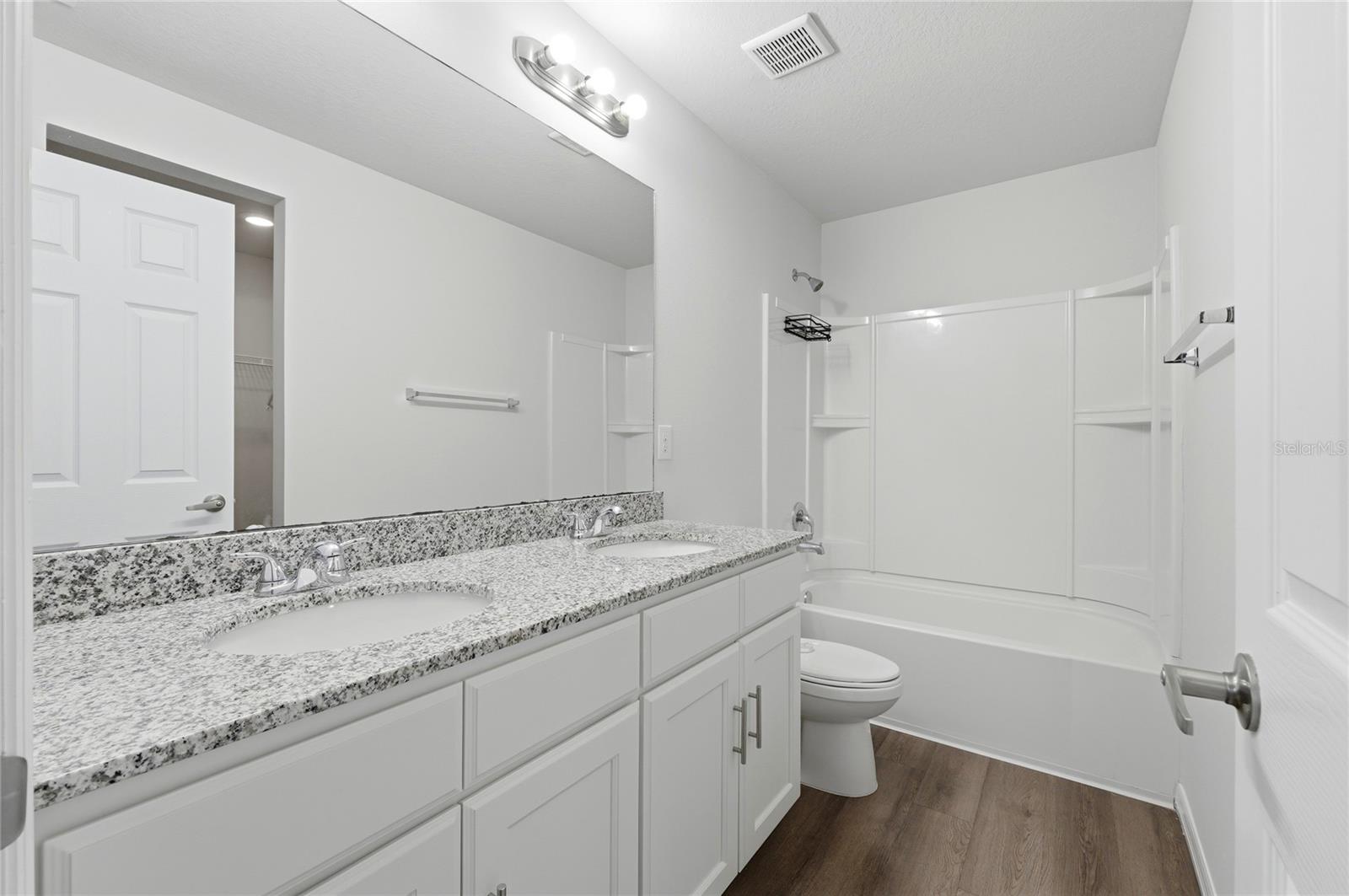 Image 29 of 57 For 1637 Marble Street