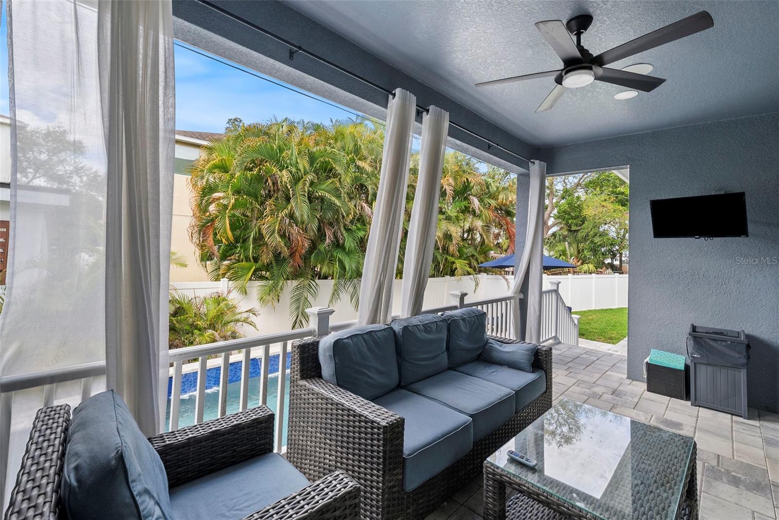 Image 26 of 29 For 3621 Renellie Drive