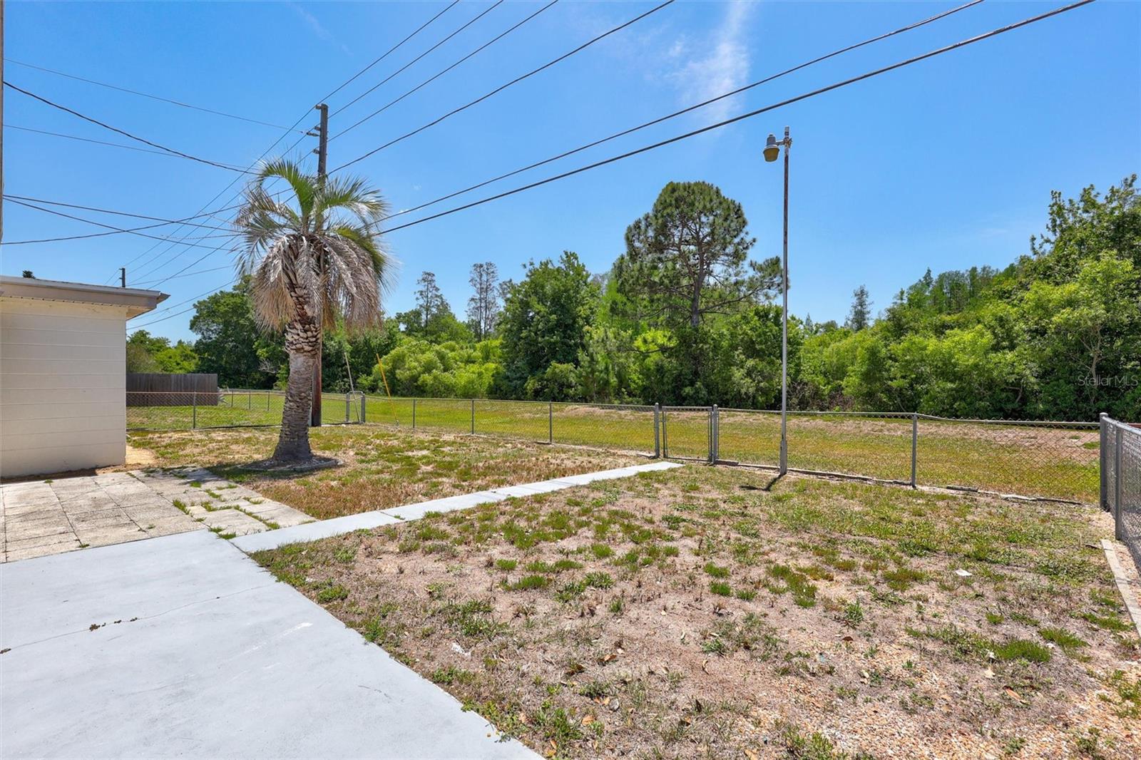 Image 33 of 38 For 3816 Beacon Square Drive