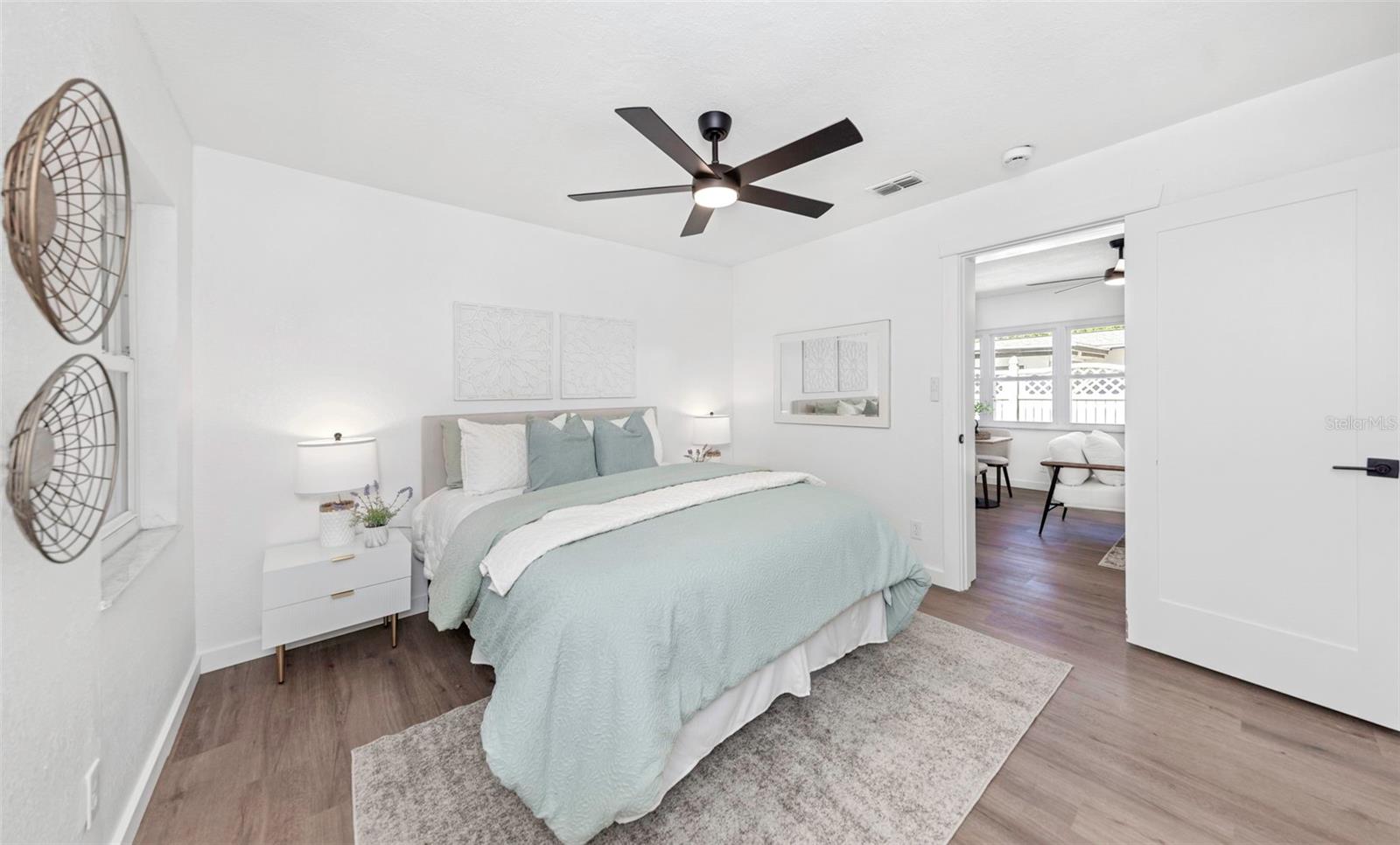 Image 11 of 33 For 653 64th Avenue S