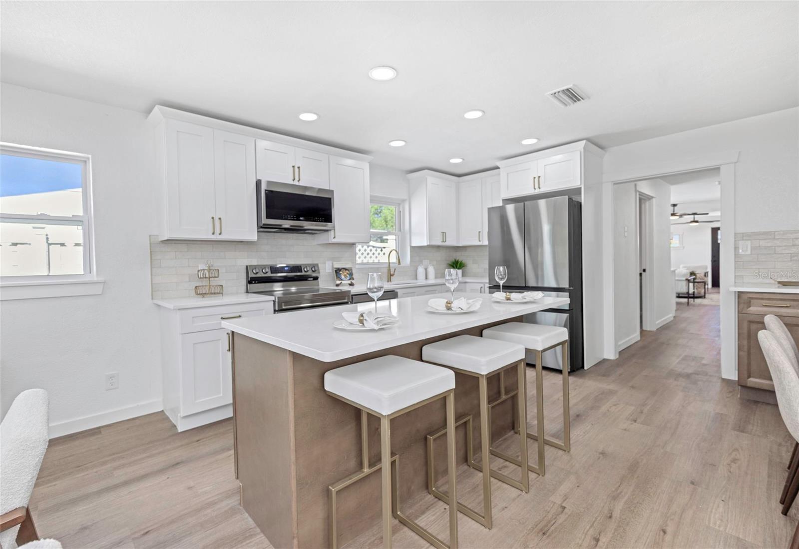 Image 4 of 33 For 653 64th Avenue S