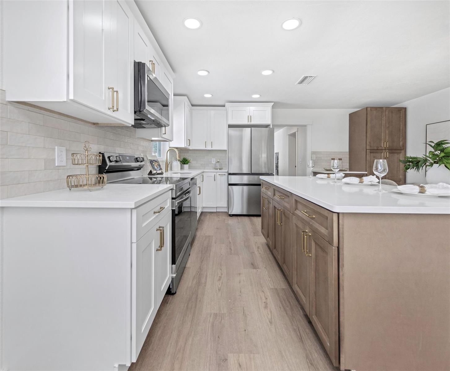 Image 5 of 33 For 653 64th Avenue S