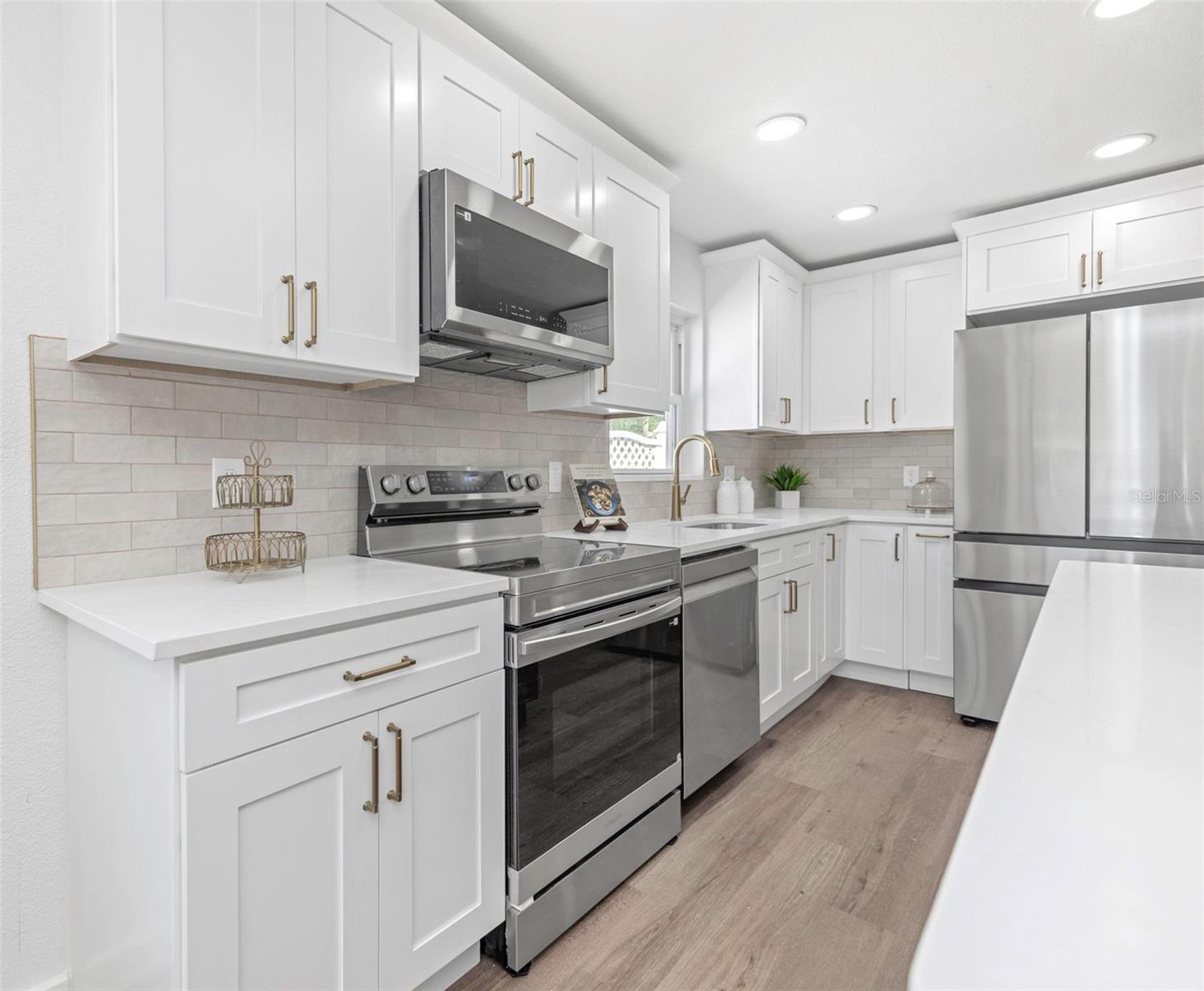 Image 6 of 33 For 653 64th Avenue S