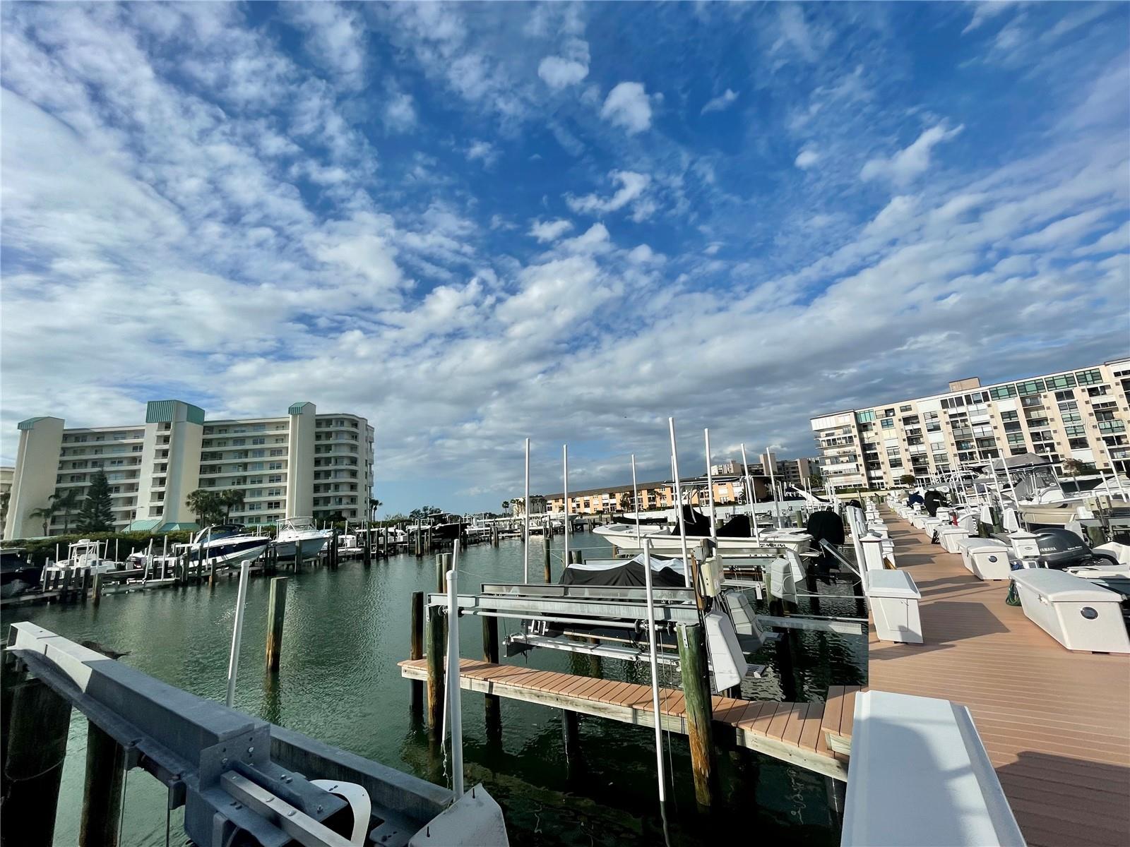 Image 24 of 37 For 7872 Sailboat Key Blvd S Boulevard S 504