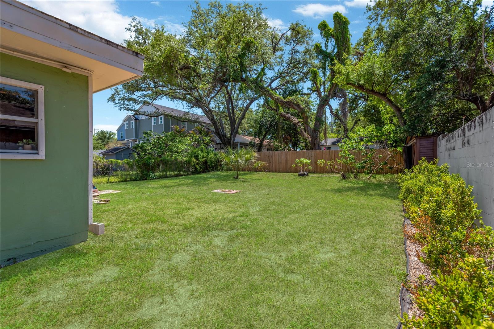 Image 17 of 21 For 1315 Osborne Avenue