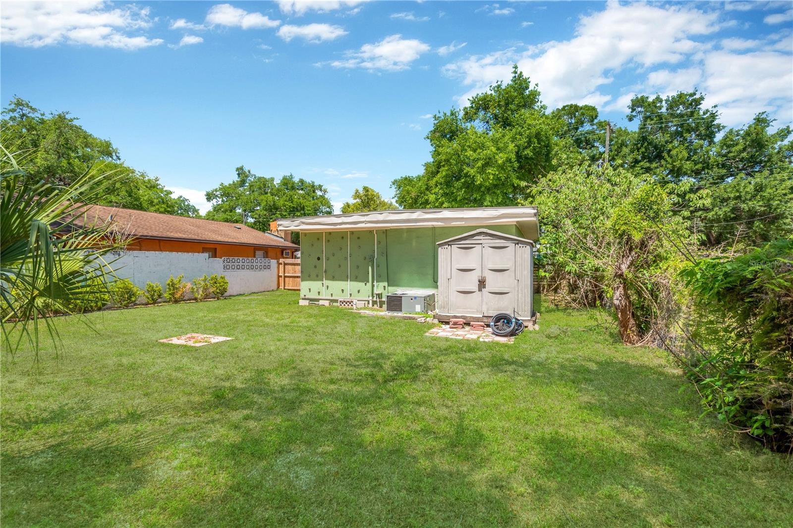 Image 19 of 21 For 1315 Osborne Avenue