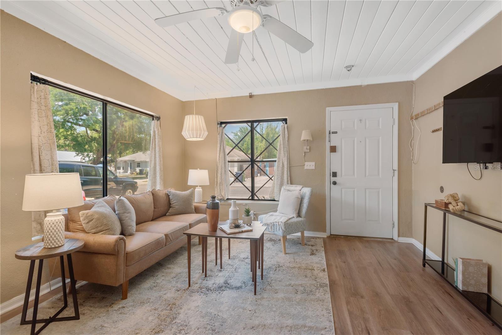 Image 2 of 21 For 1315 Osborne Avenue