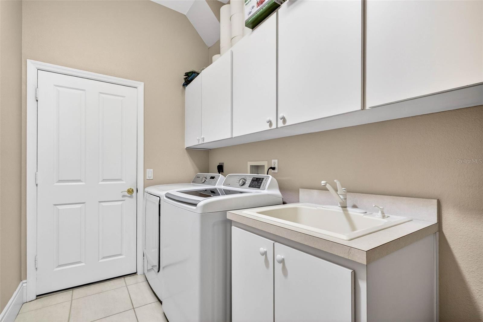 Image 52 of 76 For 10211 Ridge Top Loop